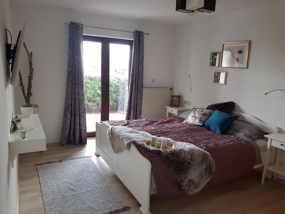Rosenschloesschen Apartman Landkern Kültér fotó