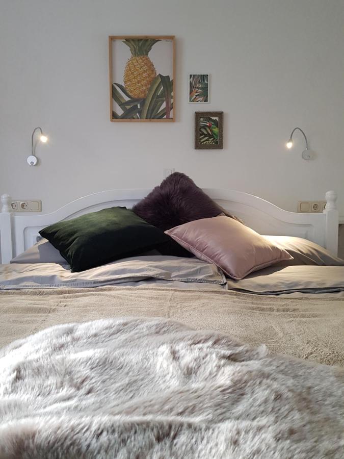 Rosenschloesschen Apartman Landkern Kültér fotó