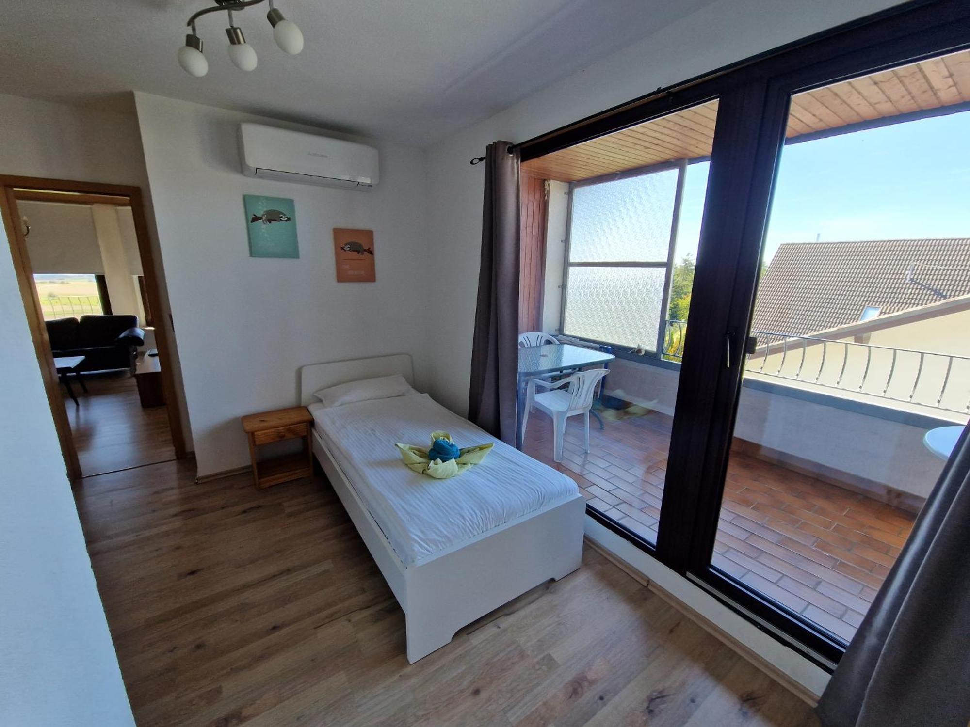 Rosenschloesschen Apartman Landkern Kültér fotó